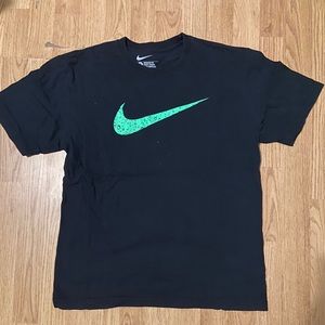 Nike tee